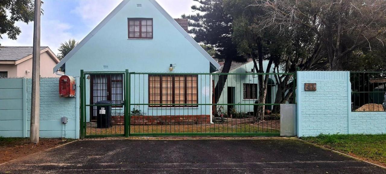 Cozy Cottage +/- 500M From The Beach Kaapstad Buitenkant foto
